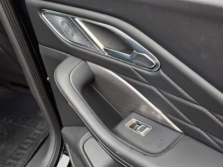 Hongqi HS7 Hybrid 2024 2024款 2.0T PHEV 四驱旗畅版 6座