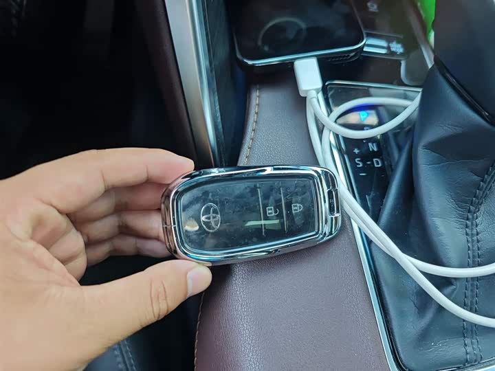 Toyota Harrier 2023 2023款 双擎 2.5L CVT两驱豪华版