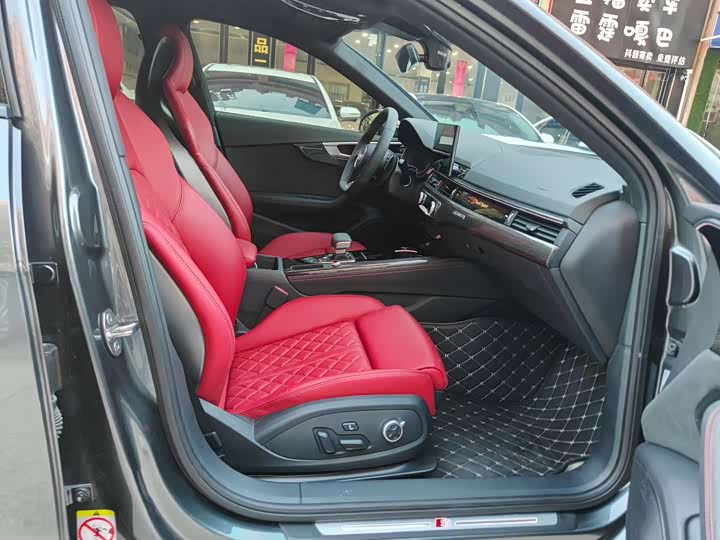 Audi S4 2024 2024款 S4 3.0TFSI