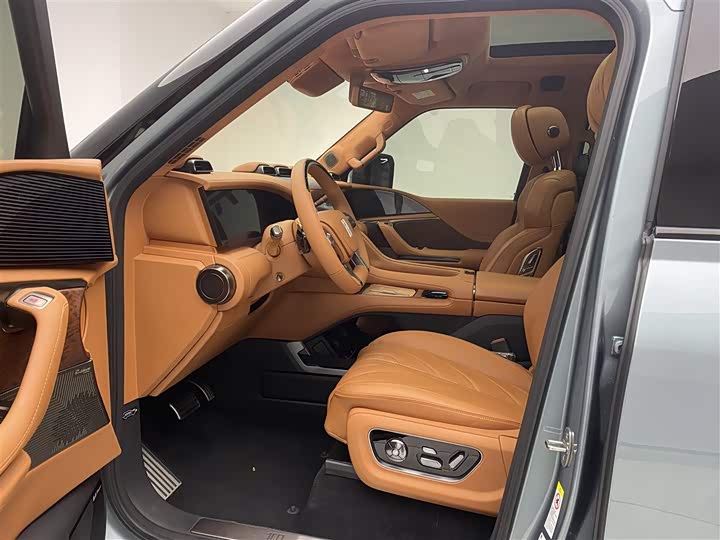 BYD Yangwang U8 2023 2023款 豪华版