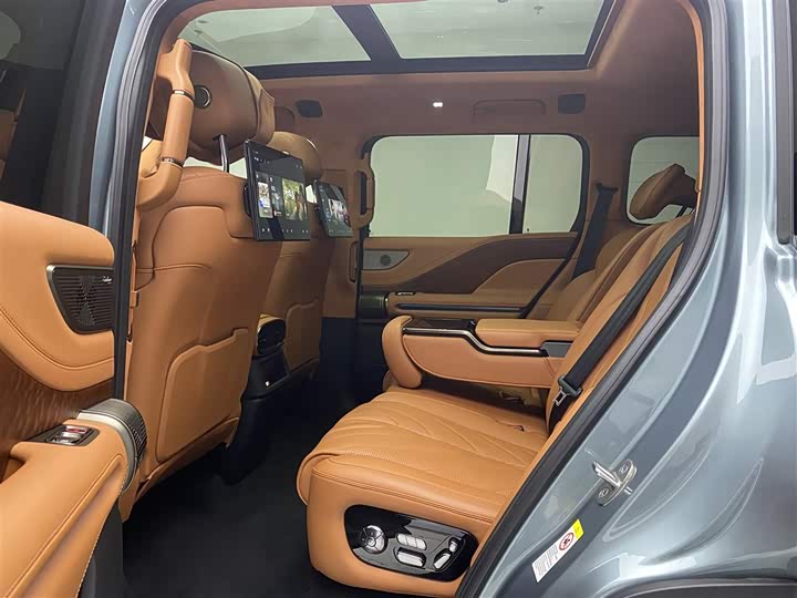 BYD Yangwang U8 2023 2023款 豪华版