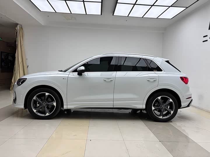 Audi Q3 2024 2024款 35 TFSI 时尚动感型