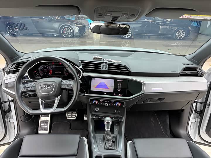 Audi Q3 2024 2024款 35 TFSI 时尚动感型