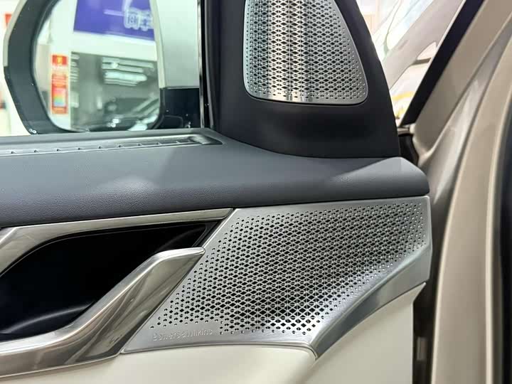 Volvo EM90 2025 2025款 Ultra 六座