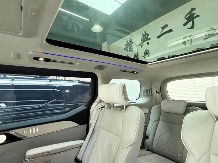 Volvo EM90 2025 2025款 Ultra 六座