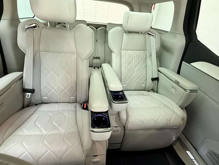 Volvo EM90 2025 2025款 Ultra 六座