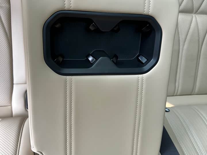 Geely Monjaro 2025 2025款 东方曜 2.0TD 自动四驱望月版