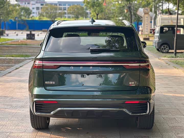 Geely Monjaro 2025 2025款 东方曜 2.0TD 自动四驱望月版