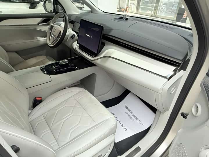 Volvo EM90 2025 2025款 Ultra 六座