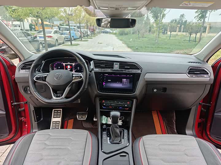 Volkswagen Tiguan X 2021 2021款 330TSI 两驱尊崇旗舰版