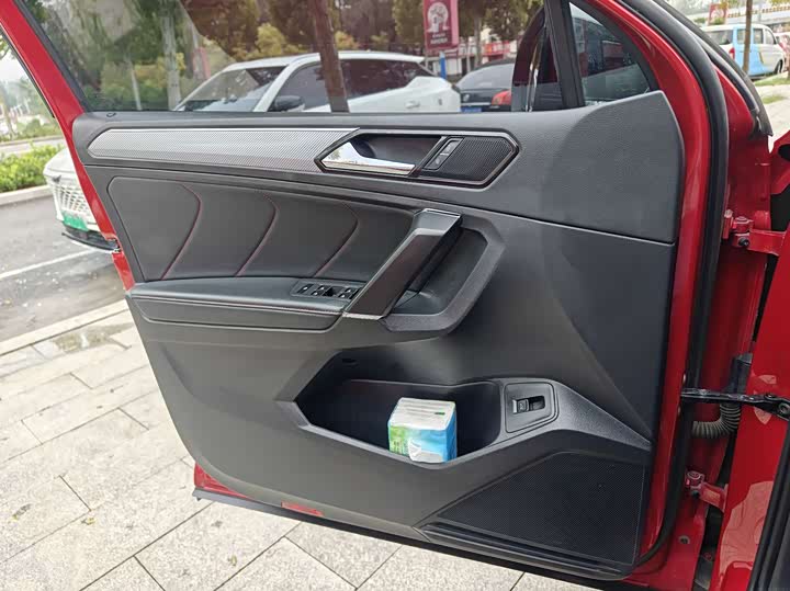 Volkswagen Tiguan X 2021 2021款 330TSI 两驱尊崇旗舰版