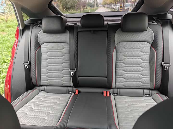 Volkswagen Tiguan X 2021 2021款 330TSI 两驱尊崇旗舰版