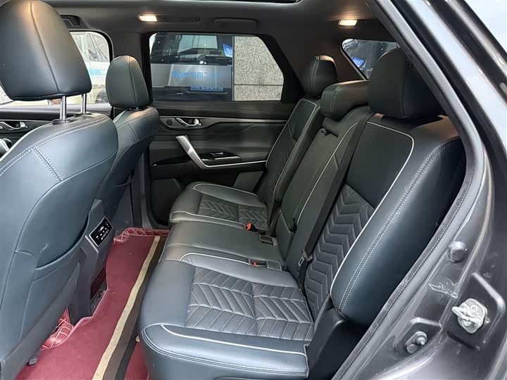 Changan CS95 2023 2023款 2.0T 两驱豪华型PLUS