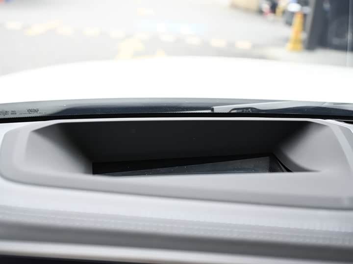 BMW M3 2024 2024款 M3四门轿车 M xDrive 雷霆版