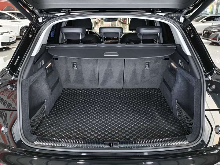 Audi Q5L 2025 2025款 40 TFSI 时尚动感型