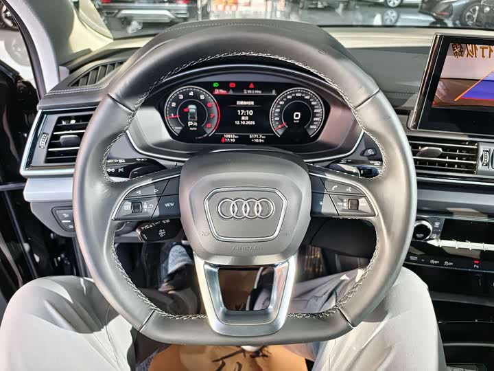 Audi Q5L 2025 2025款 40 TFSI 时尚动感型