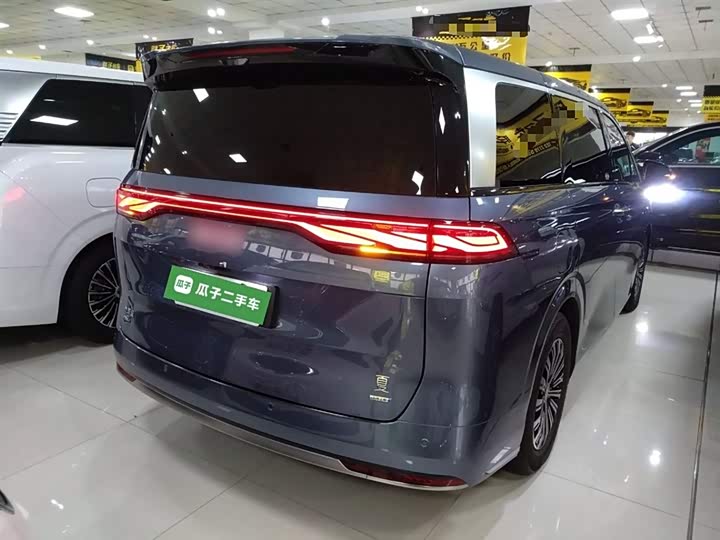 BYD Xia 2025 2025款 DM-i 1.5T 180km 卓越型