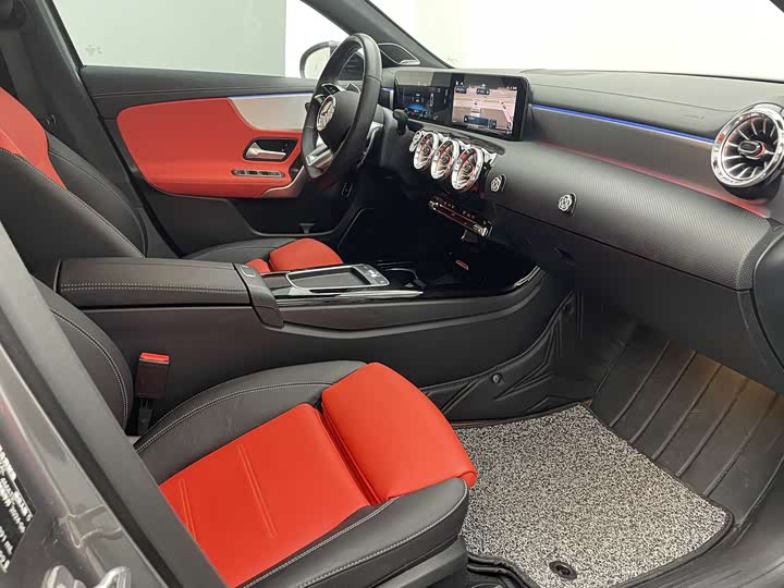 Mercedes-Benz A-Class AMG 2024 2024款 改款 AMG A 35 L 4MATIC