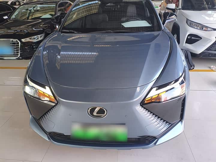 Lexus RZ 2023 2023款 450e 四驱纵享版