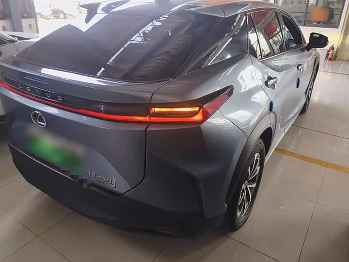 Lexus RZ 2023 2023款 450e 四驱纵享版