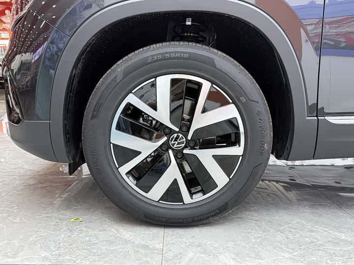 Volkswagen Tayron 2026 2026款 3000万辆甄选款 300TSI