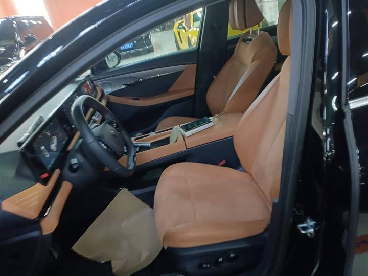 Voyah Passion 2024 2024款 PHEV 四驱超长续航旗舰版