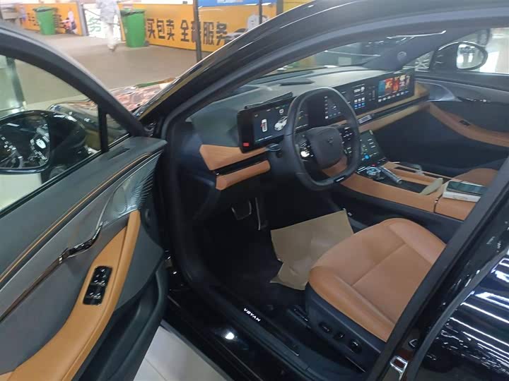 Voyah Passion 2024 2024款 PHEV 四驱超长续航旗舰版