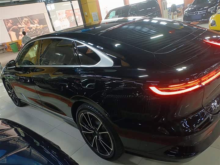 Voyah Passion 2024 2024款 PHEV 四驱超长续航旗舰版