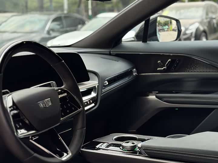 Cadillac Lyriq 2022 2022款 四驱高性能尊贵版