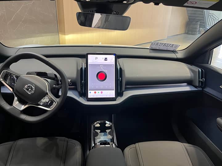 Volvo EX30 2025 2025款 后驱长续航版 Ultra