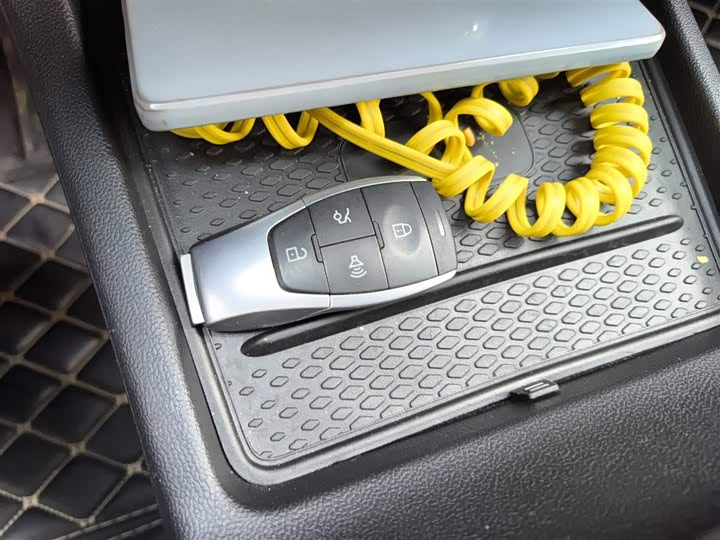 Beijing EU5 Plus 2021 2021款 R600 尊享版