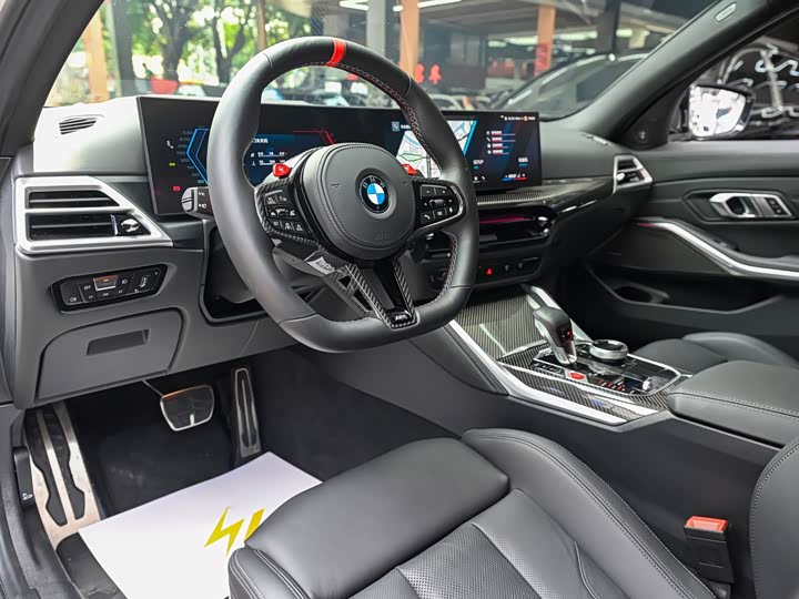 BMW M3 2024 2024款 M3四门轿车 M xDrive 雷霆版