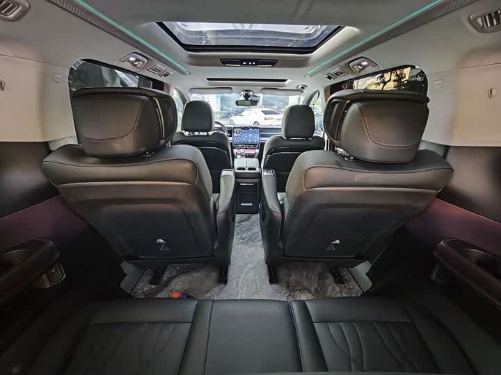 GAC Trumpchi M8 2024 2024款 大师系列 400T 至尊版