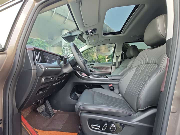 GAC Trumpchi M8 2024 2024款 大师系列 400T 至尊版