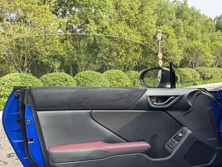 Subaru BRZ 2025 2025款 2.4L 手动版EyeSight STI Sport