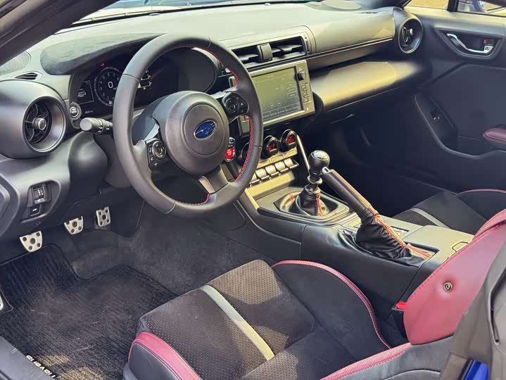 Subaru BRZ 2025 2025款 2.4L 手动版EyeSight STI Sport