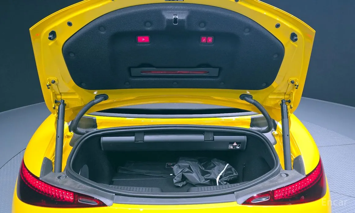 Mercedes-Benz SL-Class 2023 AMG SL63 4MATIC+ Performance