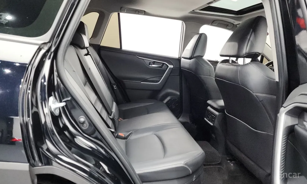 Toyota RAV4 2019 2,5 4WD Hybrid LTD