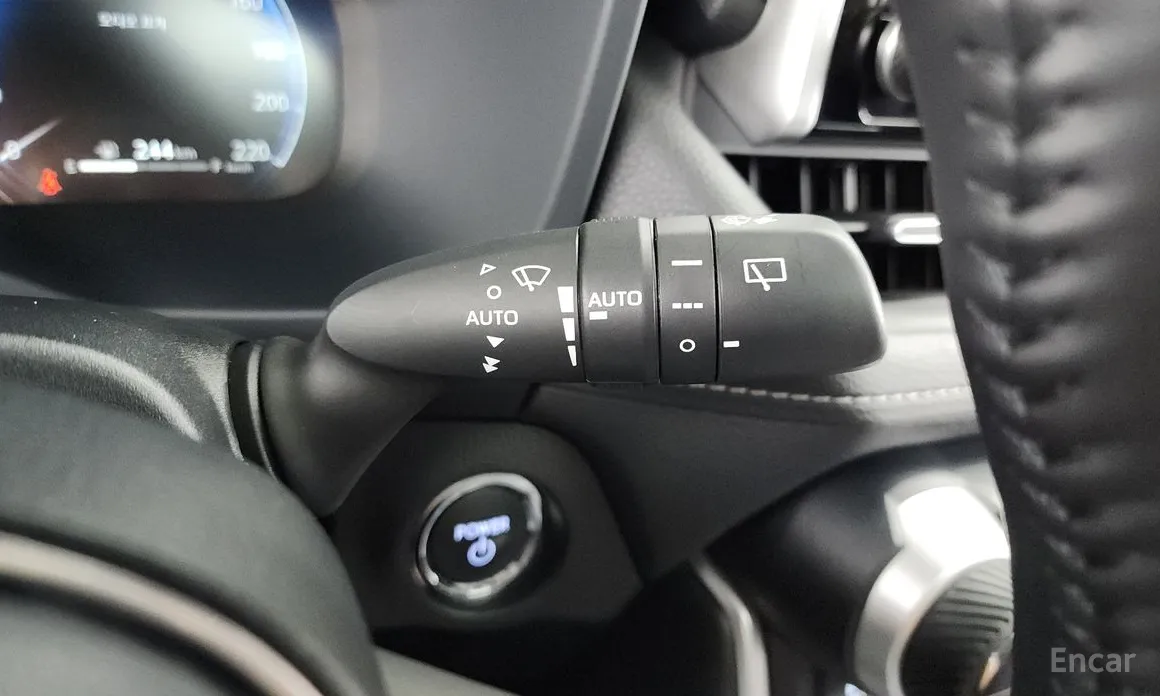 Toyota RAV4 2019 2,5 4WD Hybrid LTD