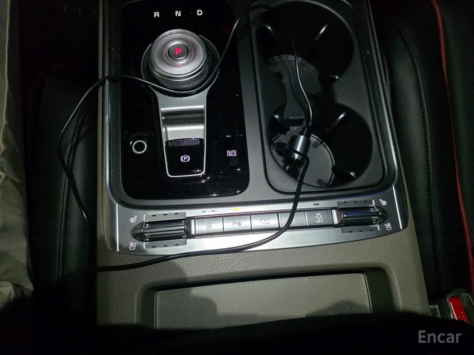 Kia Carnival 2023 HEV 9-Seater Hi-Limousine (Special vehicle)