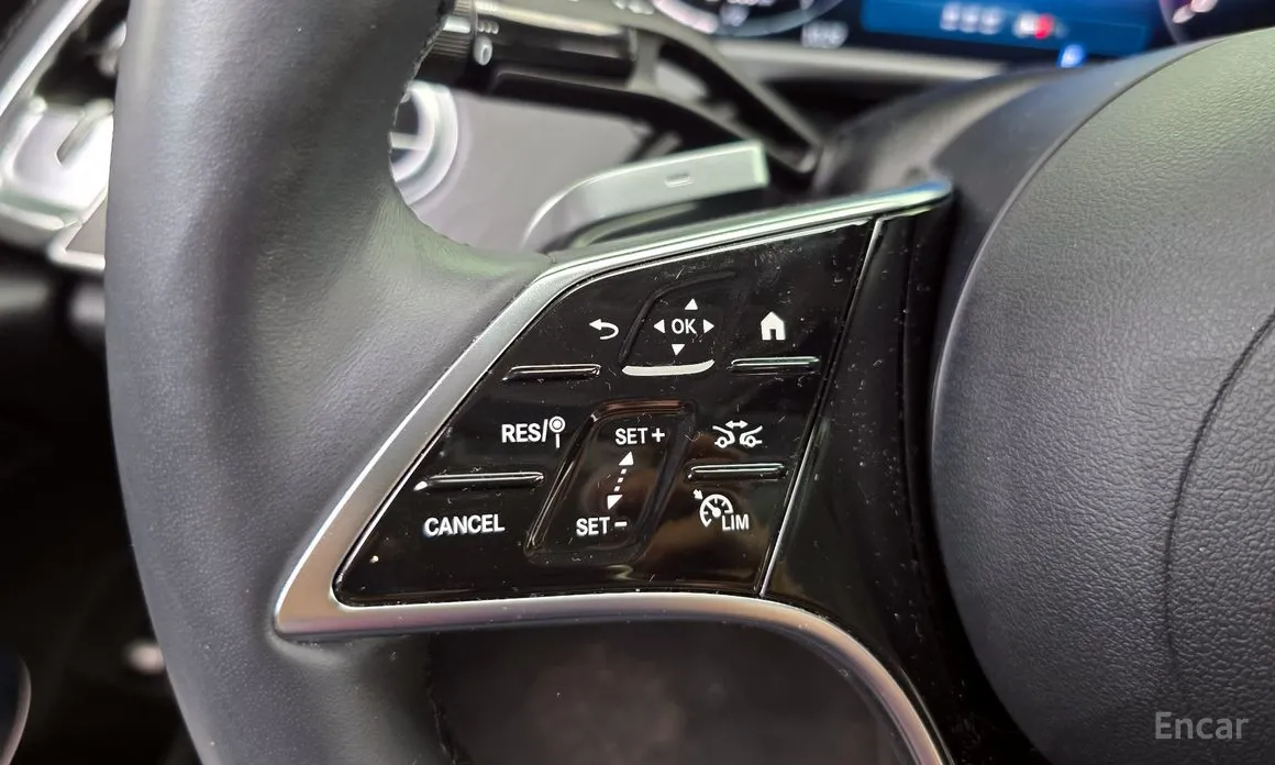 Mercedes-Benz E-Class 2024 E220d 4MATIC Exclusive