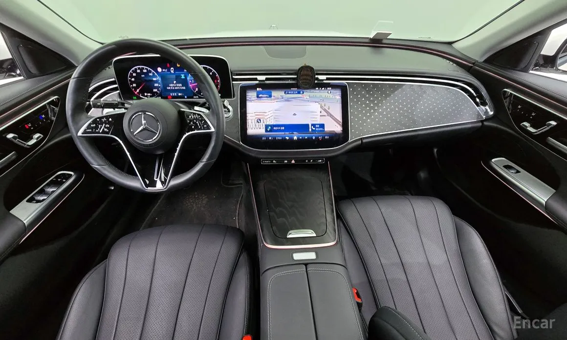 Mercedes-Benz E-Class 2024 E220d 4MATIC Exclusive