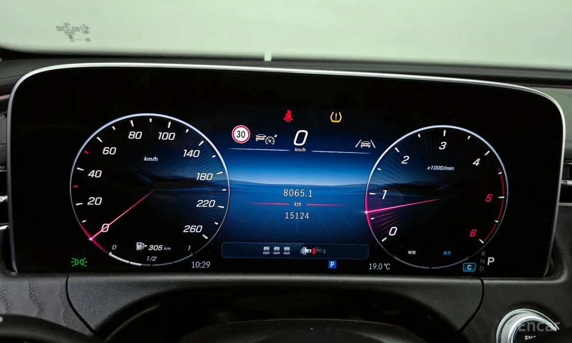 Mercedes-Benz E-Class 2024 E220d 4MATIC Exclusive