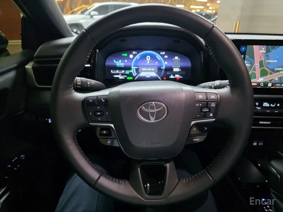 Toyota Camry 2024 2.5 XLE Hybrid