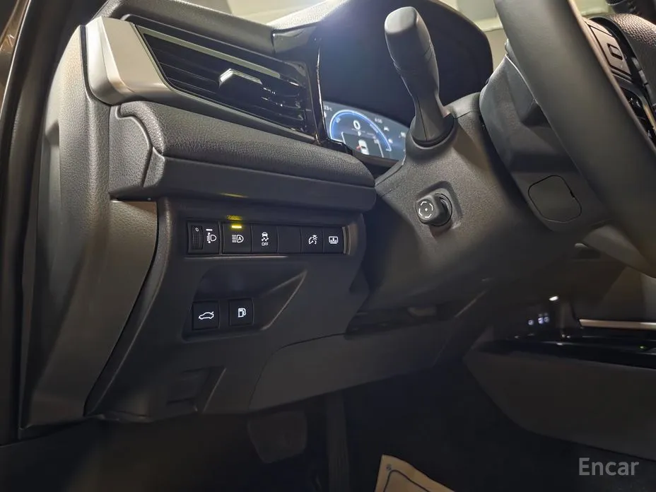 Toyota Camry 2024 2.5 XLE Hybrid