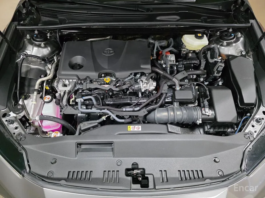 Toyota Camry 2024 2.5 XLE Hybrid