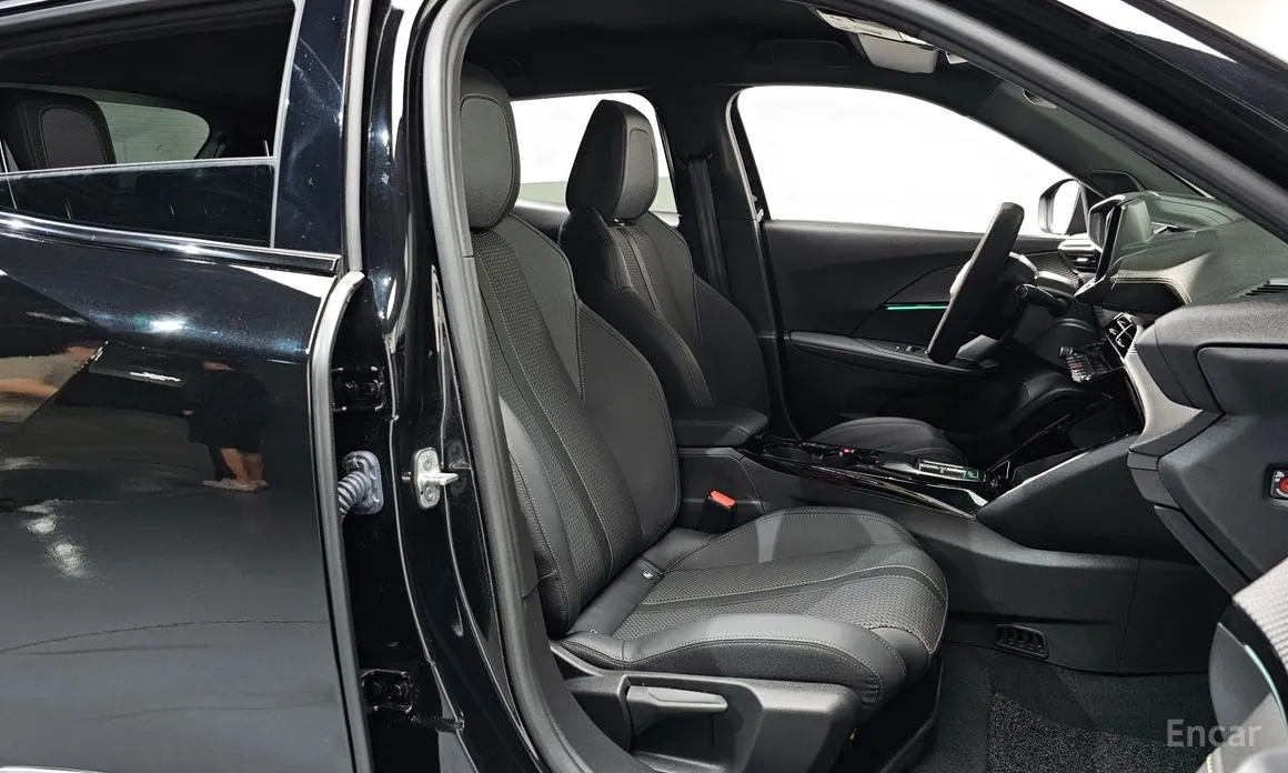 Peugeot 2008 2020 EV GT