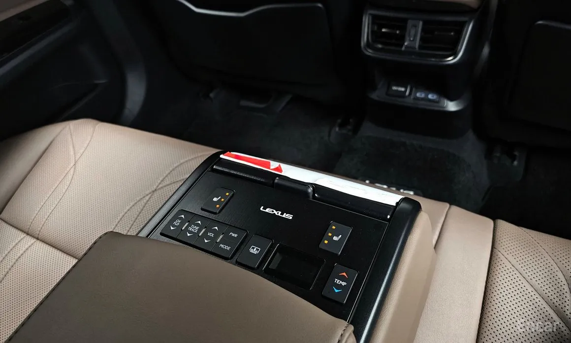 Lexus ES 2018 Luxury Plus