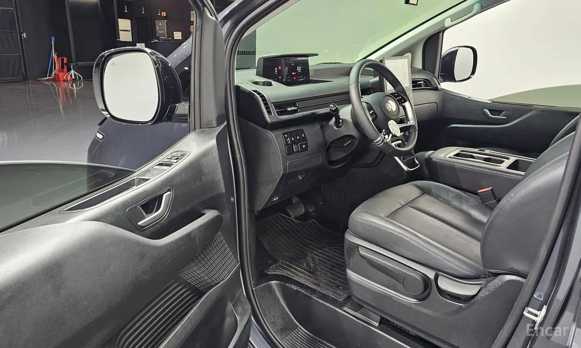 Hyundai Staria 2021 2WD Camping Car