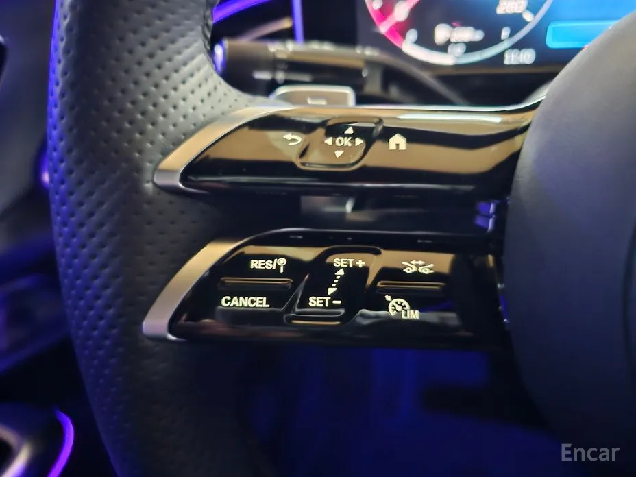 Mercedes-Benz E-Class 2024 E300 4MATIC AMG Line